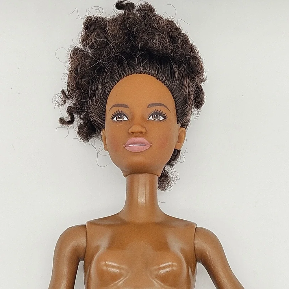 Barbie Fashionista Doll Dark Brown Curly Hair Afro Textured Brunette Body Mattel